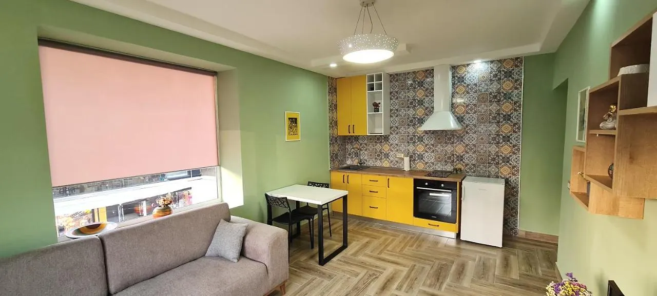 2V1 - Sheshi Willson Apartment Tirana