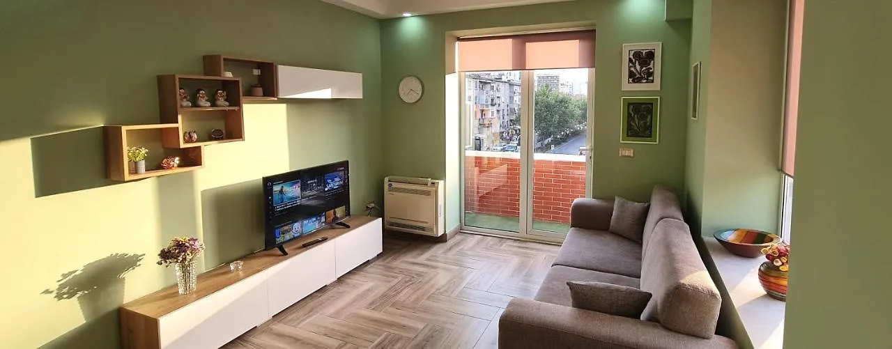 2V1 - Sheshi Willson Apartment Tirana