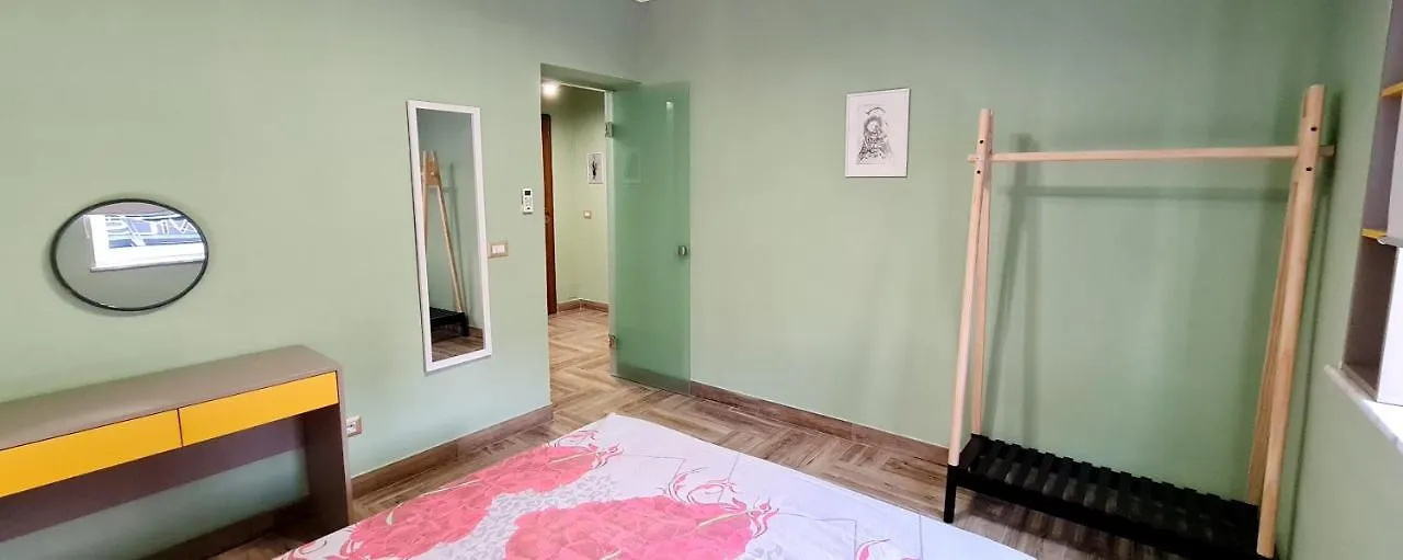 2V1 - Sheshi Willson Apartment Tirana Albania