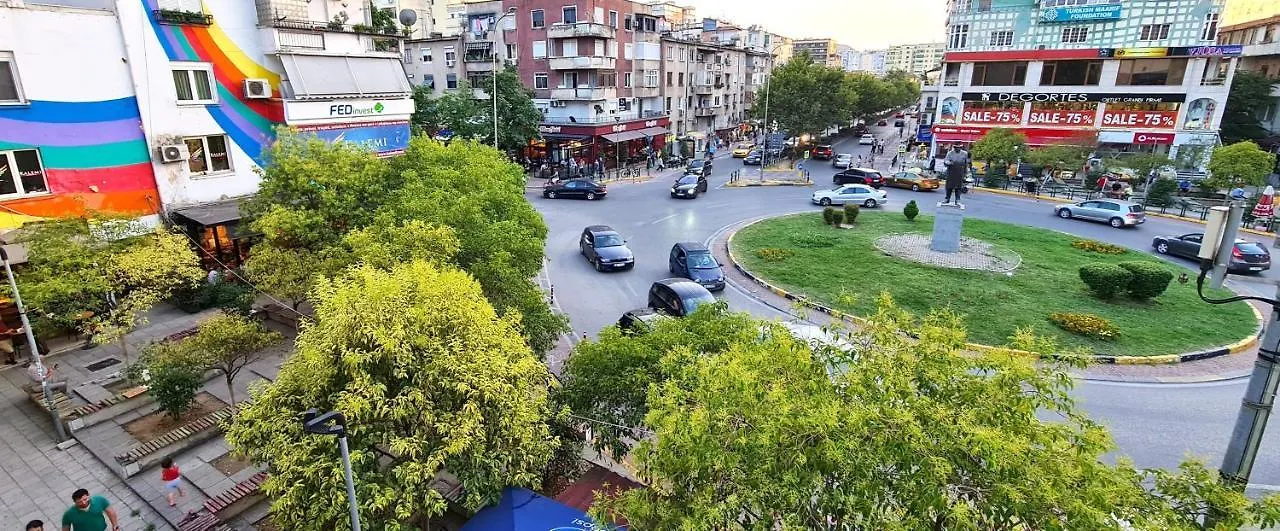 2V1 - Sheshi Willson Apartment Tirana 0*,